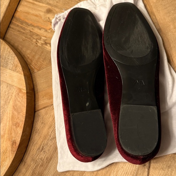 Zara Velvet Loafers - Picture 3 of 4